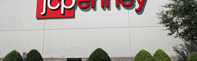 Lucky, Forever 21 operator merges with JCPenney