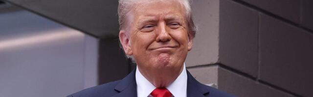 Indian tech stocks slump after Trump imposes $100,000 application fee for H-1B visas