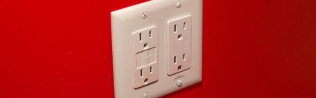 This Simple Habit Knocks $100 Off Your Electric Bill, and It Takes Zero Effort