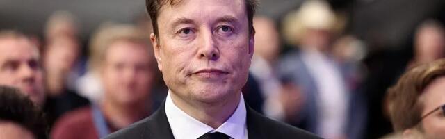 [Перевод] Маск появляется в Tesla один день в неделю, и управляет Tesla вслепую