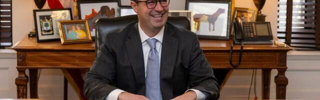 Pittsburgh's new mayor has cold-called dozens of tech CEOs to get them to relocate their startups to his city