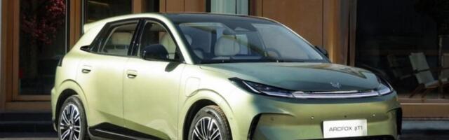 Mercedes’s Chinese partner made an EV that costs under $10,000 and looks deceptively stylish