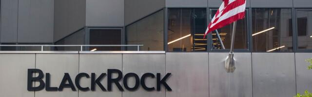 BlackRock’s IBIT Sees Second-Largest Bitcoin Inflow Since Launch, Nearing $1 Billion