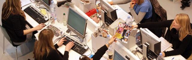 Instead of job hopping, workers are now 'job hugging' for dear life