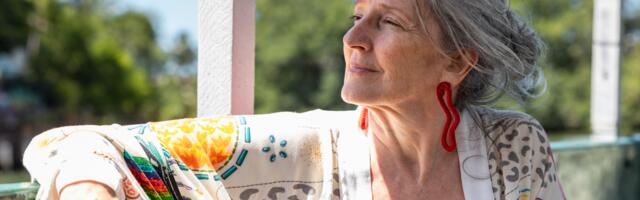 Psychology says people who reach midlife with few close friends aren’t always cold or difficult — many spent years being the person everyone leaned on, leaving little room to learn how to need anyone back