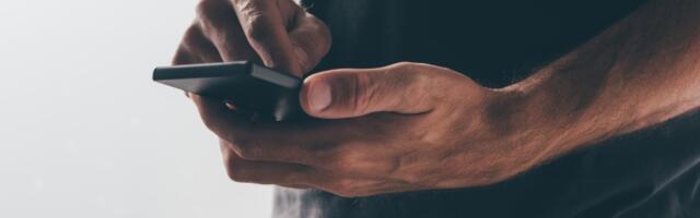 Opinion: Smartphones take a toll on teens. What choice do parents have?