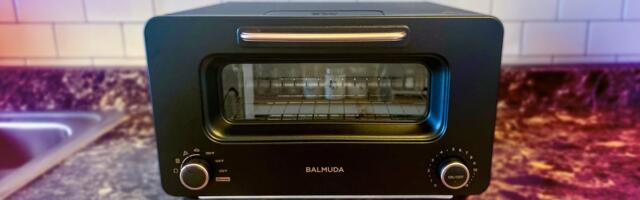 This Brand Says It Found the Key to Perfectly Crunchy Toast: Steam This Brand Says It Found the Key to Perfectly Crunchy Toast: Steam