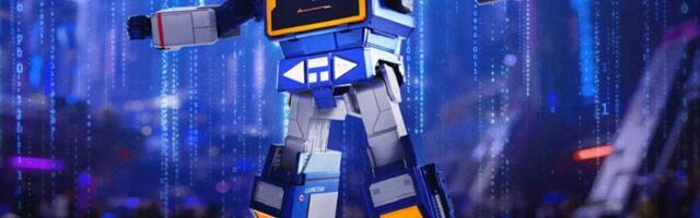 Behold: A Transformer That Turns Into a Working Bluetooth Speaker and Tape Deck