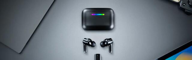 Razer’s new gaming earbuds come with a surprisingly feature-packed case