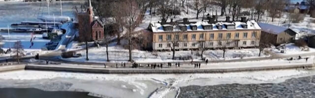 Historic Navy Shipwreck Breaks Through The Surface After 400 Years Under Sea