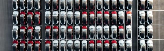 California's governor plans to set aside $200 million for state EV tax credits