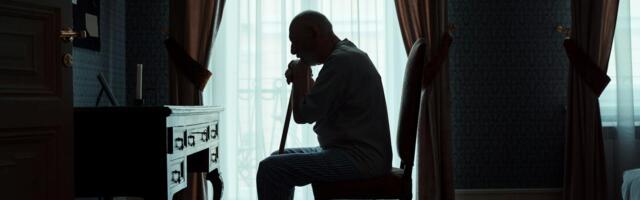 Psychologists explain that the loneliest part of retirement isn’t being alone — it’s realizing that your relationships were scaffolded by routine and proximity, and without the structure of work, there’s almost nothing left