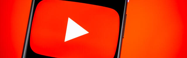 YouTube’s explicit ads problem just ruined a Fortnite stream for a child