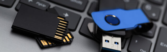 What's The Average Lifespan Of USB Drives & SD Memory Cards?