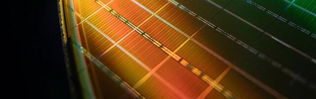 Micron unveils DDR5-9200 memory: 1γ process technology with EUV