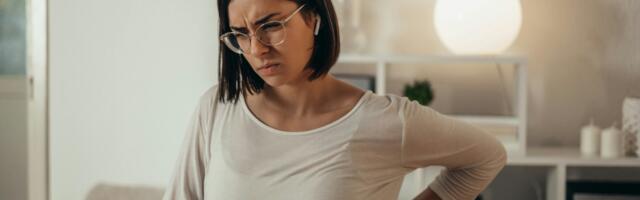 The sitting position that damages your spine faster than standing all day