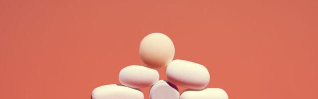 These Are Our Favorite Supplements for Joint Health in 2025