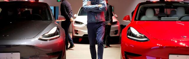 Tesla in Troubled Waters: Elon Musk’s EV company is struggling to sell its cars in China