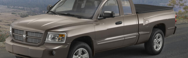 This Is Why The Dodge Dakota Pickup Truck Was Discontinued