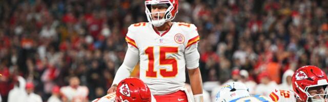 How to watch Chiefs vs. Eagles online for free