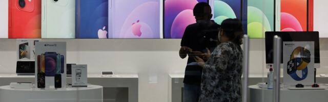 UK government seeks way out of clash with US over Apple encryption
