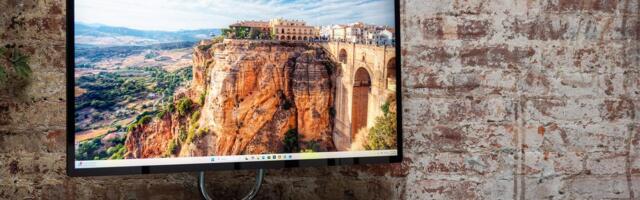 Lenovo Yoga AIO 32i (32ILL19) Desktop Review: An Elegant All-in-One That Runs Into Some Trouble