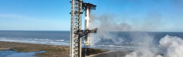 SpaceX makes incredible booster catch but loses rocket on seventh Starship test flight