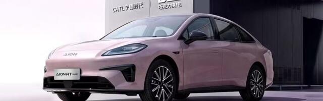 China’s latest EV showstopper costs $13,000, tops 300 miles, and offers a 99-second battery swap 