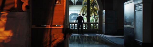 007 First Light lets players blast enemies with a watch laser, shoot darts from a spy phone, and more — 'Pretty much all of our gadgets are usable in combat' developer says