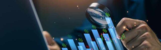 How Real-Time Data Tracks Currency Volatility