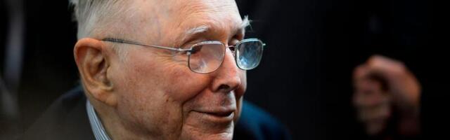 Why famed investor Charlie Munger once told Costco it's important to 'stick to our knitting'