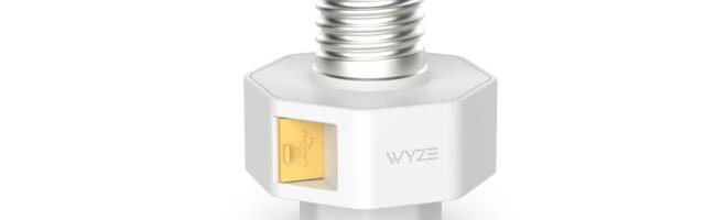Wyze's New Lamp Socket Can Smarten Up Your Outdoor Lighting. Here's How It Works