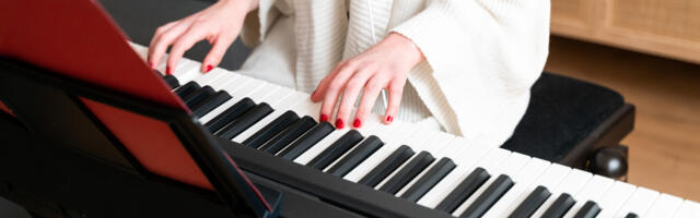 Every Major Electric Piano & Keyboard Brand Ranked According To User Reviews