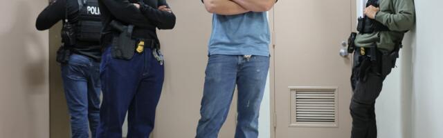 Notorious hacker group doxxes ICE and FBI officials in new leak, report says