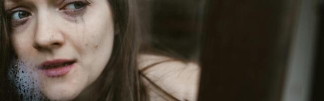 There’s a specific kind of adult who apologizes for crying even when they’re alone, and it isn’t sensitivity, it’s the residue of a childhood where emotion was something you were expected to clean up before anyone saw the mess