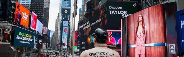 On Eve of SpaceX IPO, Protesters Roast Grok With Giant Elon Musk Inflatable