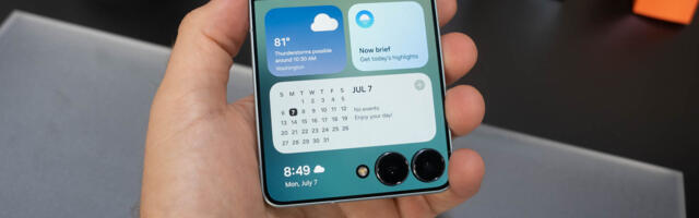Galaxy Z Flip 7, Flip 7 FE get a major cover screen widget upgrade