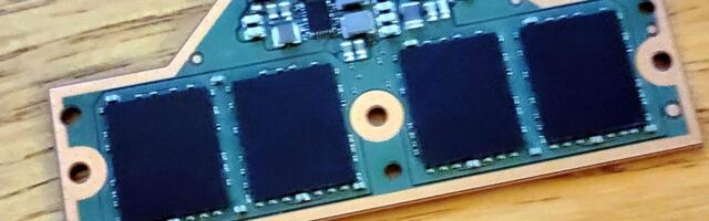 Micron displays next-gen LPCAMM2 modules for laptops at CES 2024