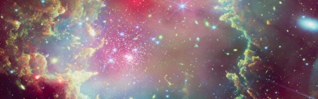 NASA telescopes capture a cosmic wreath for the holidays