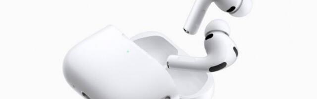 The case of the new Apple AirPods Pro 3 has a smaller battery