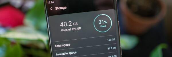 Wednesday Question: How Much Phone Storage are You Using?