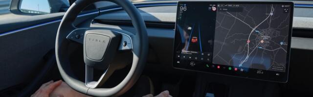Elon Musk: Tesla drivers will soon be able to text and drive