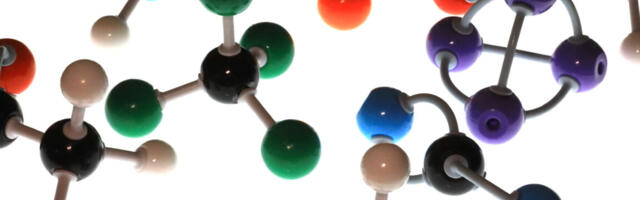 Researchers optimize simulations of molecules on quantum computers