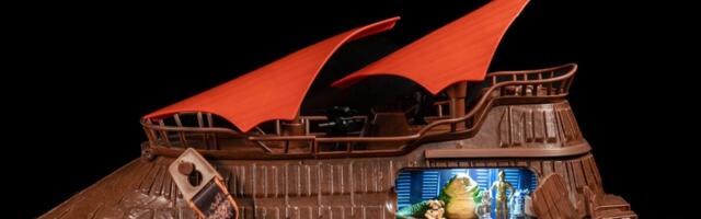 Where the Hell Do You Even Put the Popcorn in Disney’s Sail Barge Bucket?