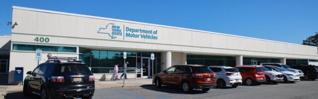 Traffic violation text scams are evolving with QR codes