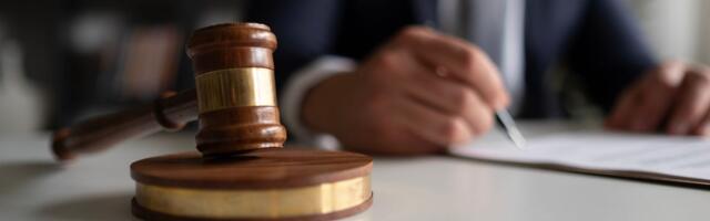 A former Array exec's effort to claim a $100 million stake in the fintech unicorn has failed