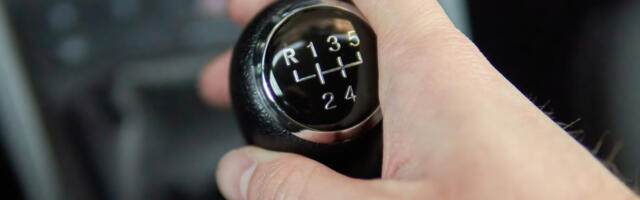 5 Common Manual Transmission Myths That Simply Refuse To Die