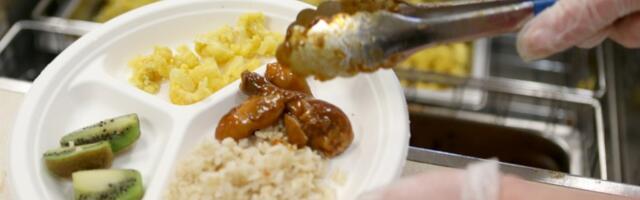 Opinion: Want cheaper grocery bills? Give kids free school meals