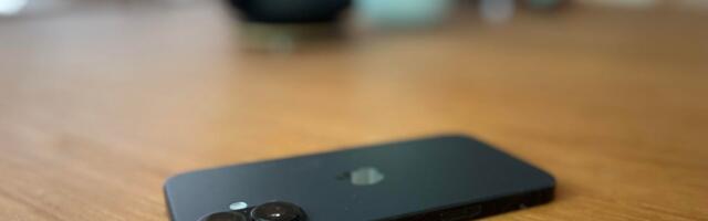 Here's Why I Always Make Sure My Phone Screen is Face Down