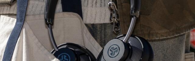 What are open-back headphones? Heres what you need to know about the latest headphone trend.